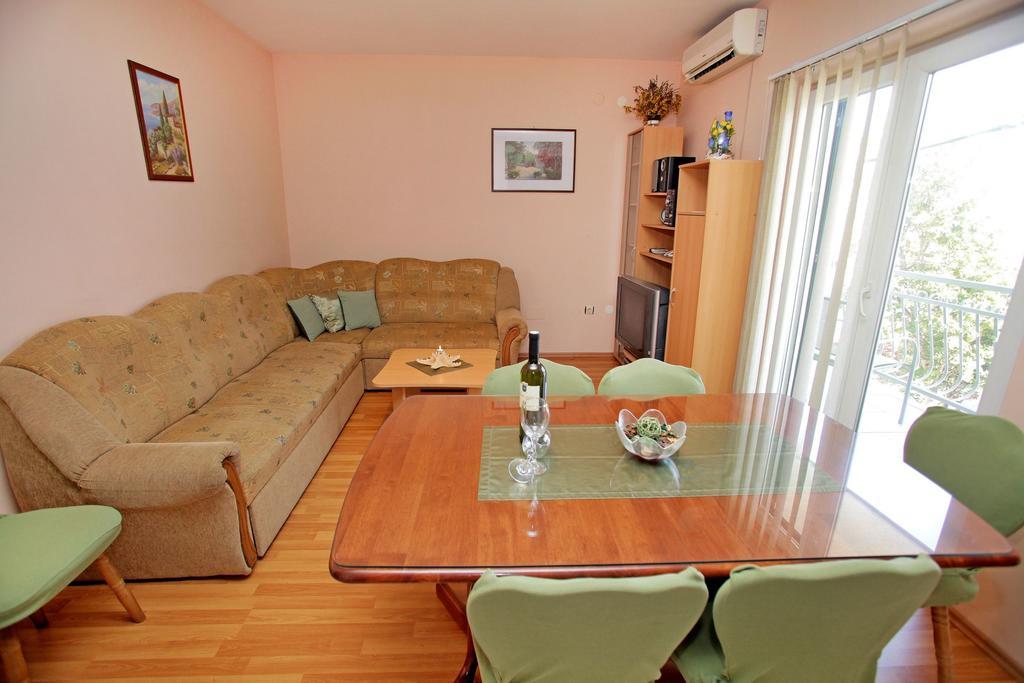 Apartments Marija Трогір Екстер'єр фото